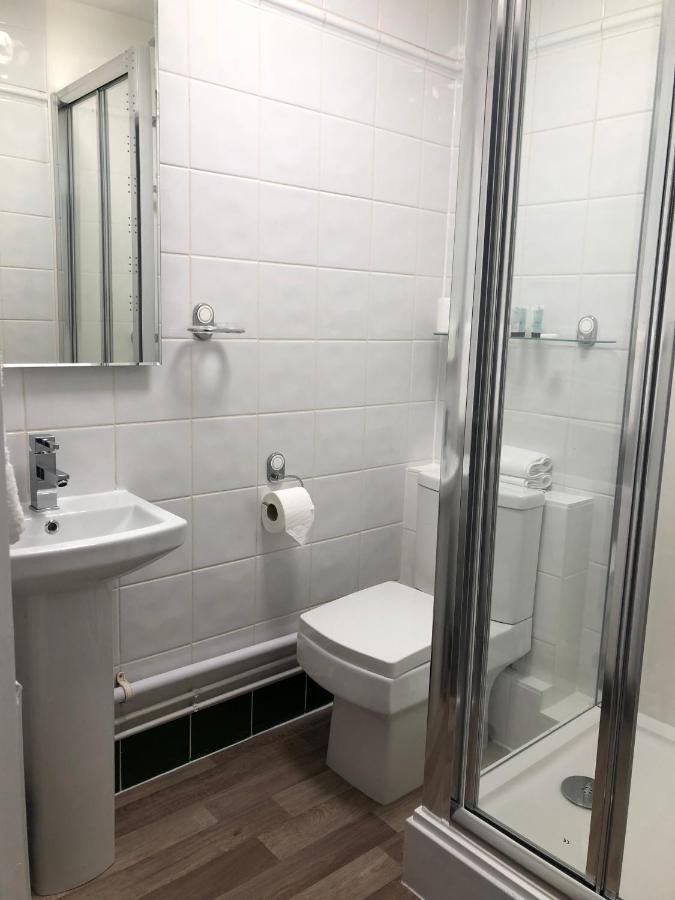Old Hunters Lodge Whipsnade Limited Экстерьер фото